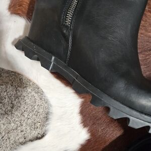 Sorel Joan Of Arctic Wedge Black Ankle Boots